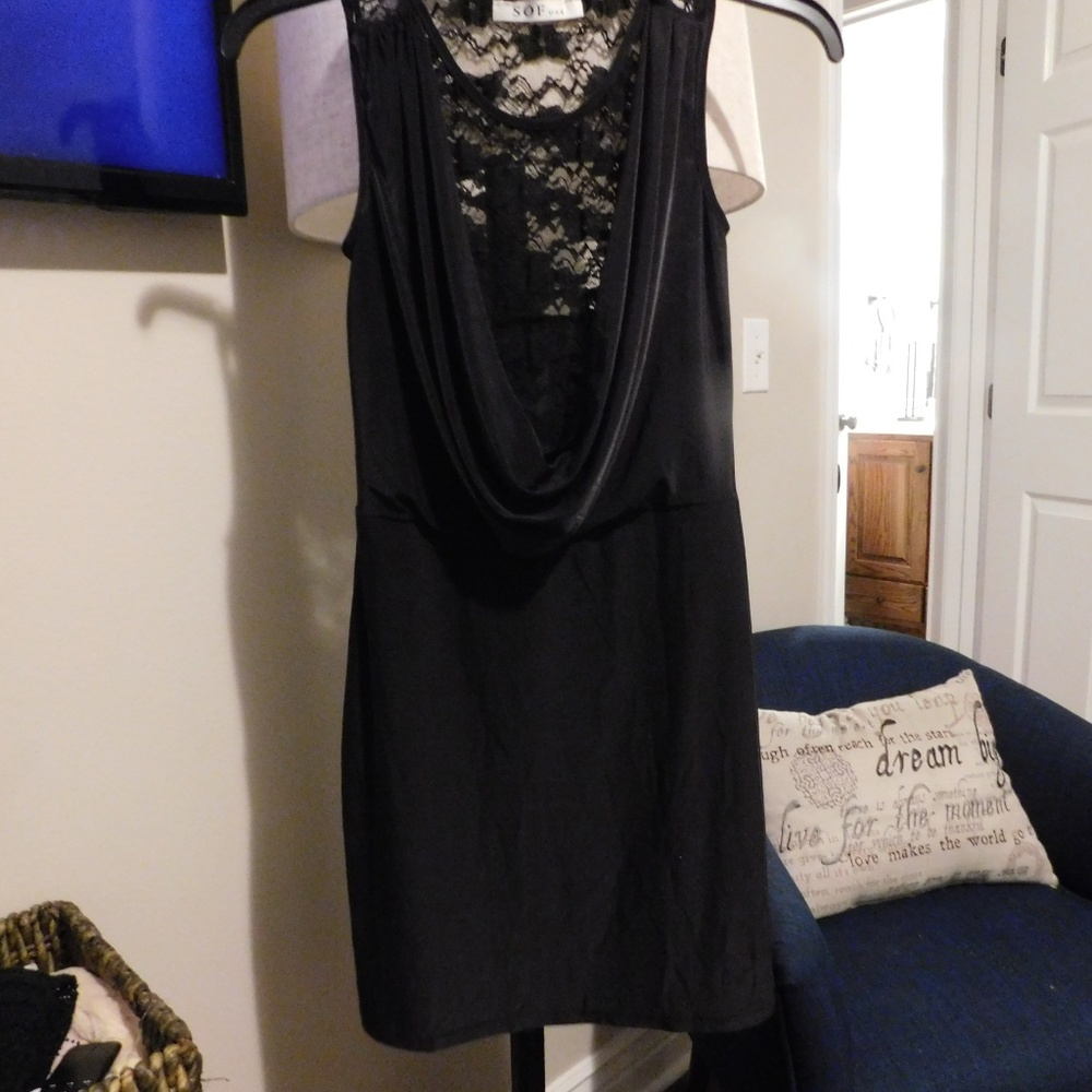 Little Black Dress - Picture 5 of 7